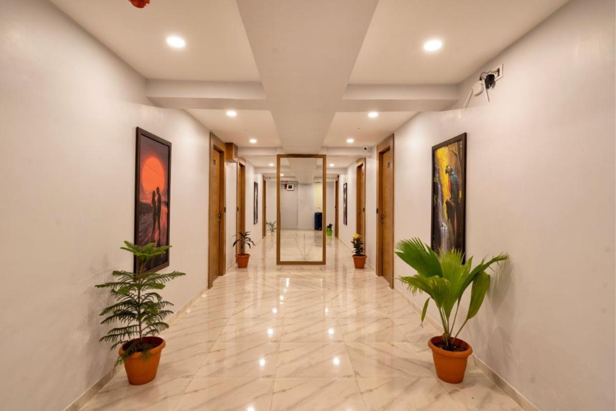 Hotel Royal 24 Ahmedabad Exterior foto